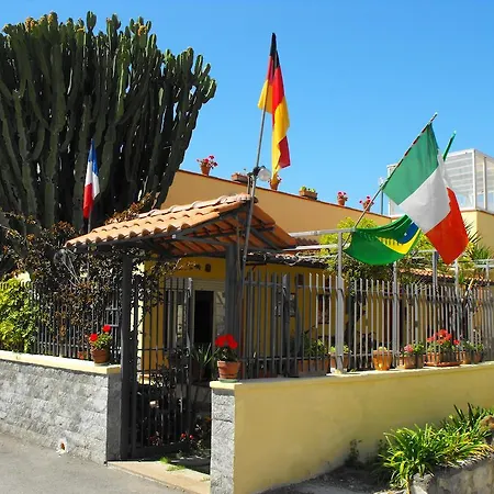 Bed & Breakfast Domus Felix *