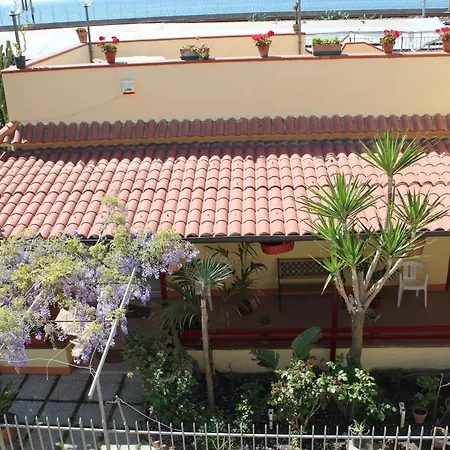 Bed & Breakfast Domus Felix *