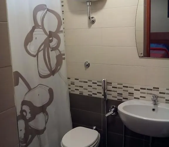 Domus Felix Bed and Breakfast 3*